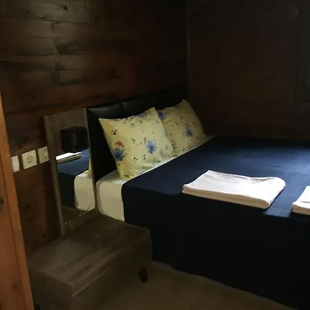 Yoeruek Park Pansiyon מלון 3*