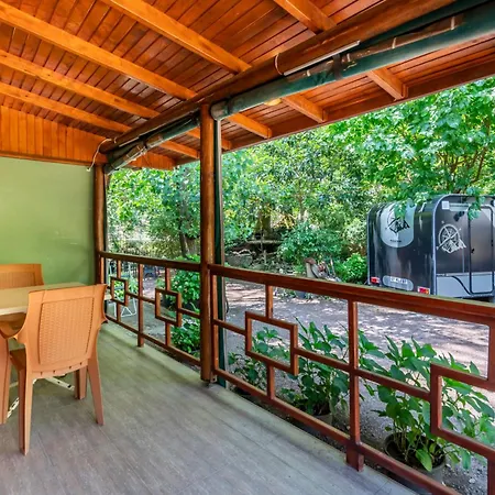 Yörük Park Pansiyon & Restaurant - Çıralı 3*