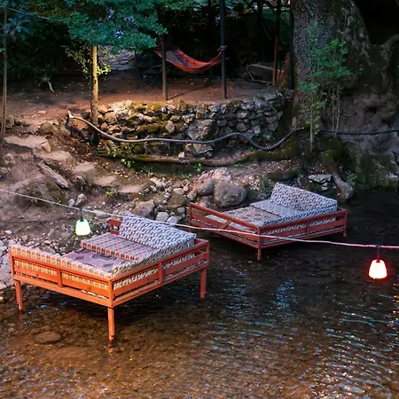 Yoeruek Park Ξενοδοχείο