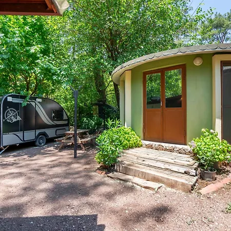 Ξενοδοχείο Yoeruek Park